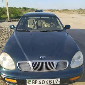 Daewoo Leganza 1999