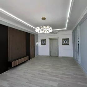 Satlyk jaý Täze Gurtly 4komnat