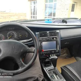 Toyota Corona 1995