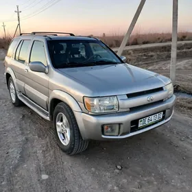 Nissan Pathfinder 2001