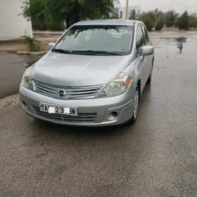 Nissan Versa 2010