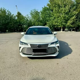Toyota Avalon 2020