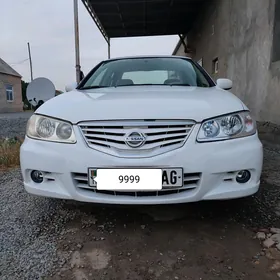 Nissan Sunny 2009