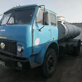 Maz Samosval 1990