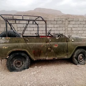 UAZ 469 1990