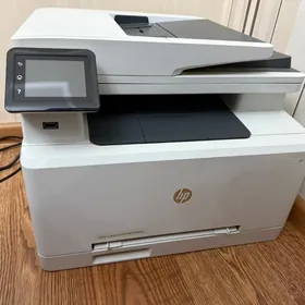 HP Color Laserjet Принтер