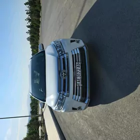 Toyota Highlander 2018