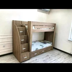Детиски мебил