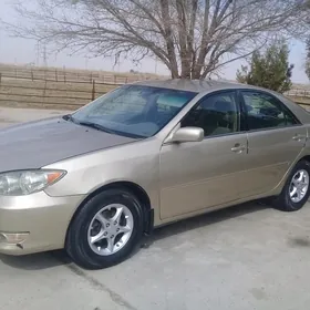 Toyota Camry 2005