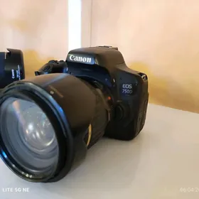 Canon 750