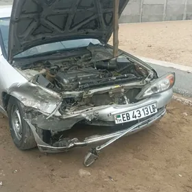 Nissan Primera 2001