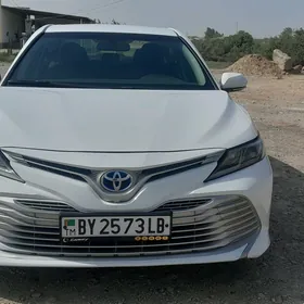 Toyota Camry 2020