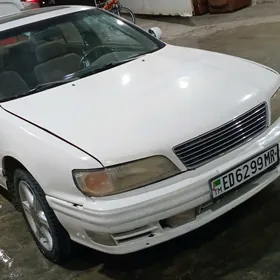 Nissan Cefiro 1995