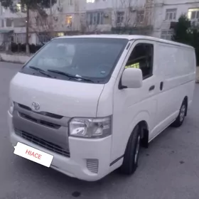 Toyota Hiace 2017