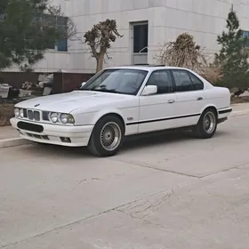 BMW 535 1990
