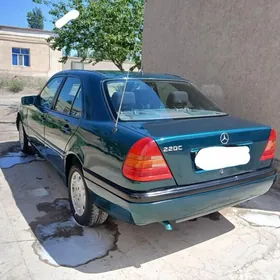 Mercedes-Benz C-Class 1995