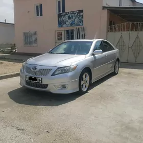 Toyota Camry 2010