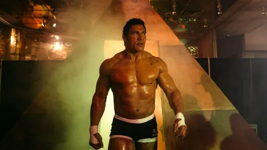 UFC-iň söweşijisi hakyndaky täze filmde Aleksandr Usik Dueýn Jonson bilen oktagona çykar