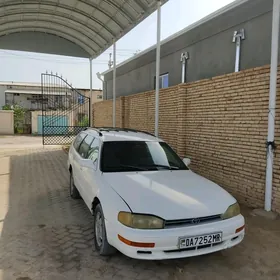 Toyota Camry 1993