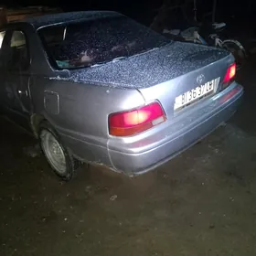 Toyota Vista 1995