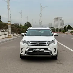 Toyota Highlander 2017