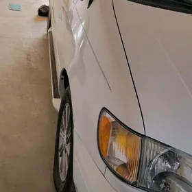 Toyota Sienna 2002