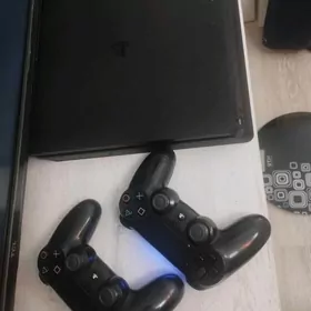 Ps4 slim.1TB.