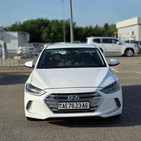 Hyundai Elantra 2018