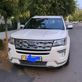 Ford Explorer 2018