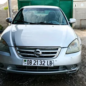 Nissan Altima 2005