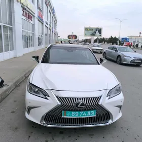 Lexus ES 350 2021