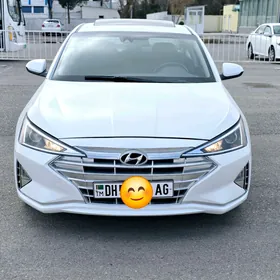 Hyundai Elantra 2020