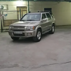Infiniti QX4 2001