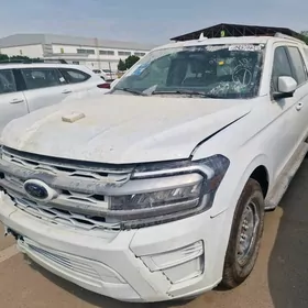 Ford Expedition 2022