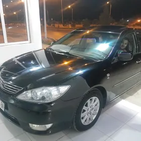 Toyota Camry 2004