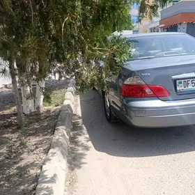 Toyota Avalon 2004