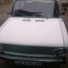 Lada 2104 1980