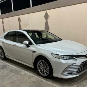Toyota Camry 2023