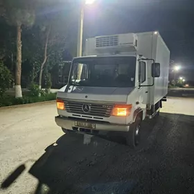 Mitsubishi Canter 2004