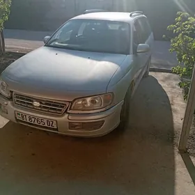 Opel Omega 1996