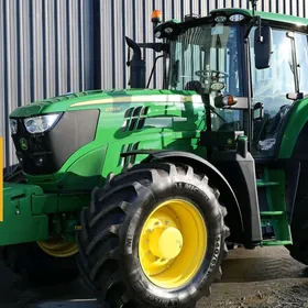 John Deere 2023