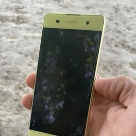 Sony Xperia XA