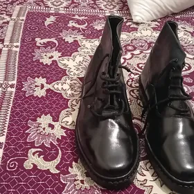 Kōwüş