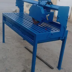 MAKINA. MERMER KESÝÄN