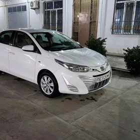 Toyota Yaris 2020