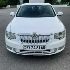 Skoda Superb​ 2011