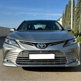 Toyota Camry 2020