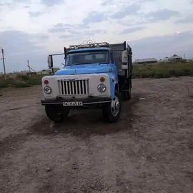 Gaz 53 1988