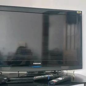 SAMSUNG Телевизор 32 дюйма