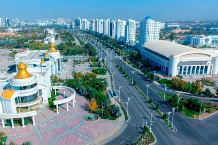 Воспитанникам Döwletliler köşgi и детям, получающим лечение, вручили подарки от руководства страны